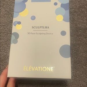 Élévatione 3D face sculpting device